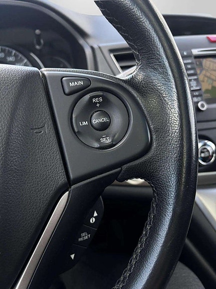 Honda CR-V 11 of 24