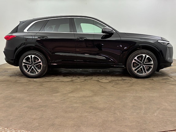 Audi Q5 8 of 27