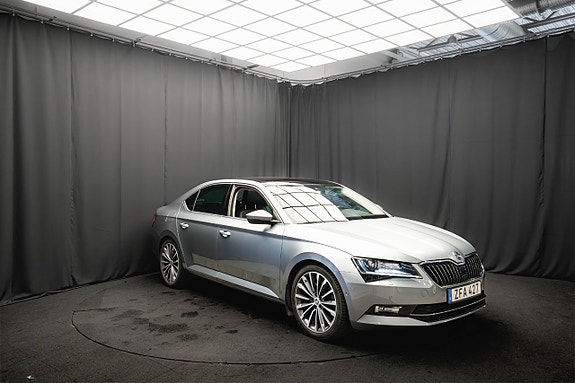 Skoda Superb 4 of 5