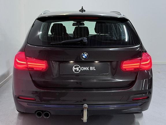 BMW 320d 9 of 26