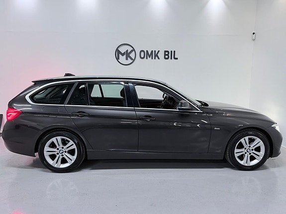 BMW 320d 4 of 5