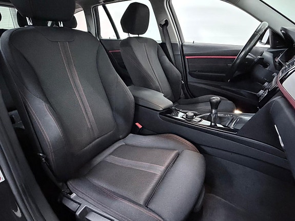 BMW 320d 12 of 26