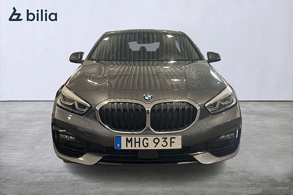 BMW 118i 5 of 5