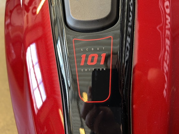 Indian Scout 101 Sunset Red 9 of 9