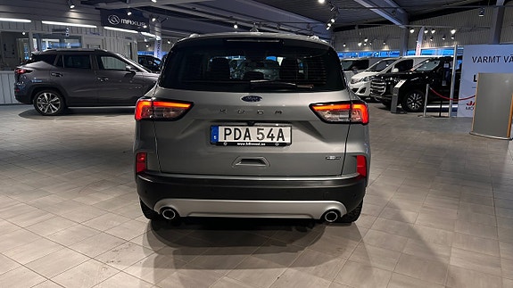 Ford Kuga 4 of 5
