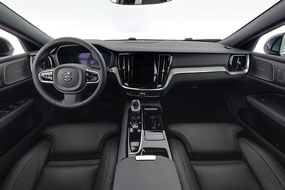 Volvo V60 7 of 19
