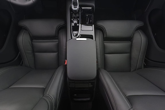 Volvo V60 11 of 19