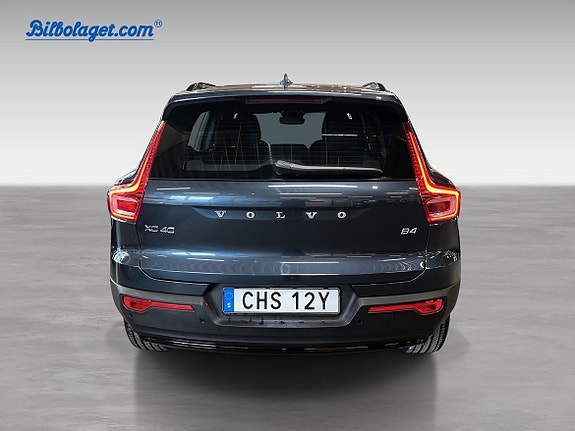 Volvo XC40 7 of 15