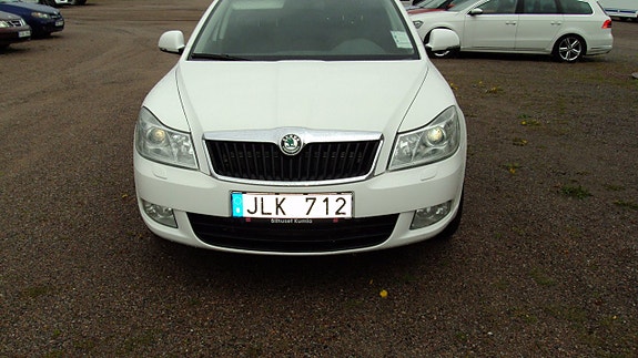 Skoda Octavia 3 of 5