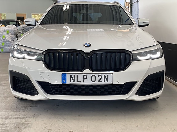 BMW 520 3 of 5