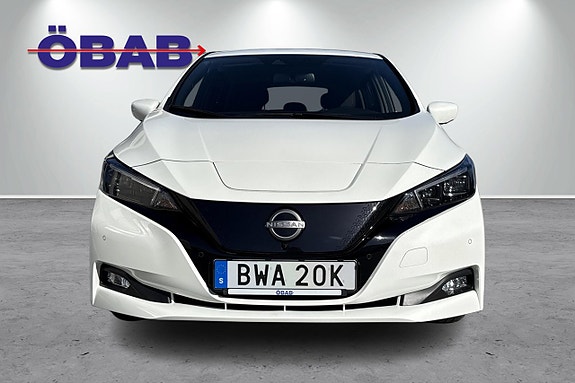 Nissan Leaf 2 of 5