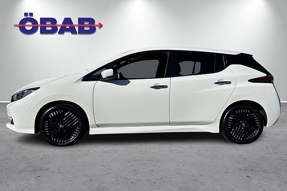 Nissan Leaf 4 of 5
