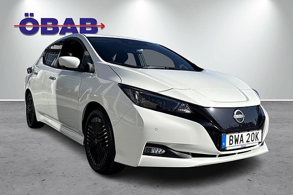 Nissan Leaf 3 of 5