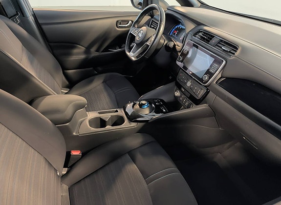 Nissan Leaf 6 of 6