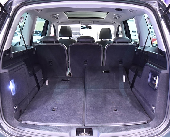 Volkswagen Sharan 13 of 13