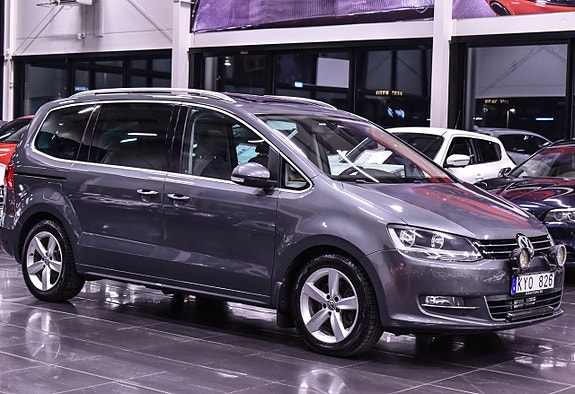 Volkswagen Sharan 3 of 5
