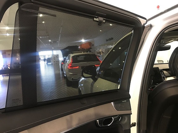 Volvo XC90 15 of 16