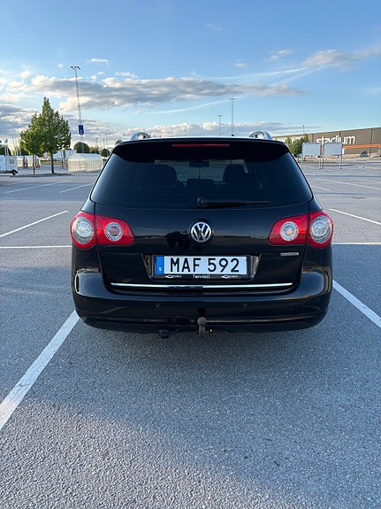 Volkswagen Passat 3 of 5