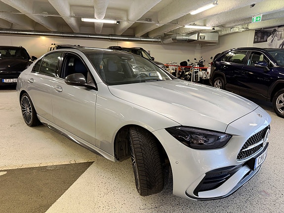 Mercedes-Benz C220 d 2 of 26