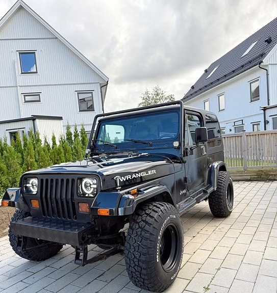 Jeep Wrangler 17 of 19