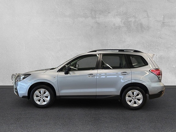 Subaru Forester 2 of 5