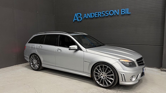 Mercedes-Benz C63 4 of 5