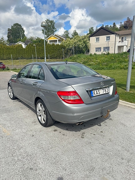 Mercedes-Benz C180 5 of 5