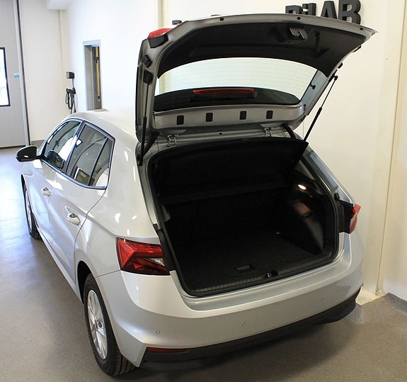 Skoda Fabia 5 of 5
