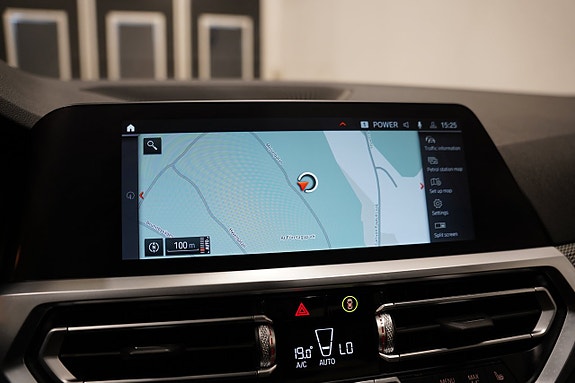 BMW 320d 15 of 23