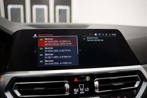 BMW 320d 19 of 23