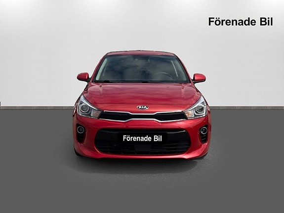 Kia Rio 2 of 18