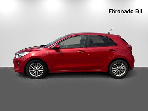 Kia Rio 4 of 18