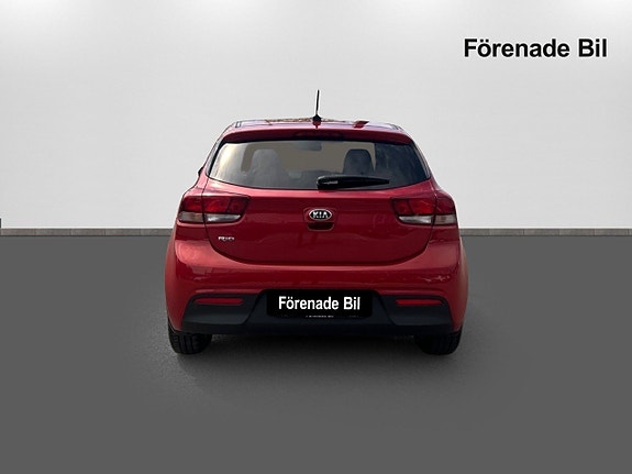 Kia Rio 5 of 18