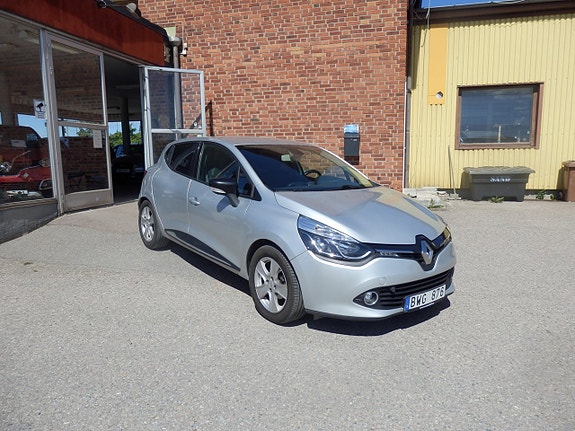 Renault Clio 2 of 4