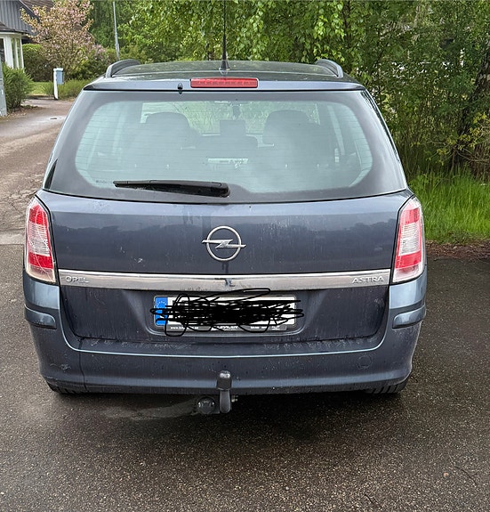 Opel Astra 4 of 5