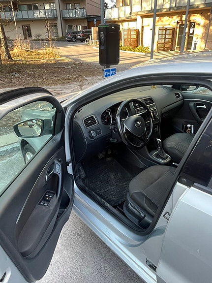 Volkswagen Polo 5 of 5