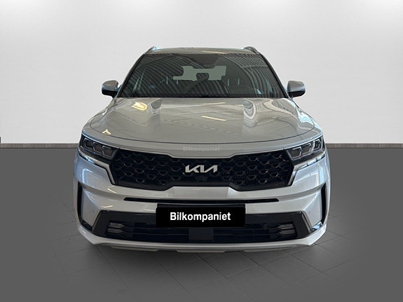 Kia Sorento 2 of 5