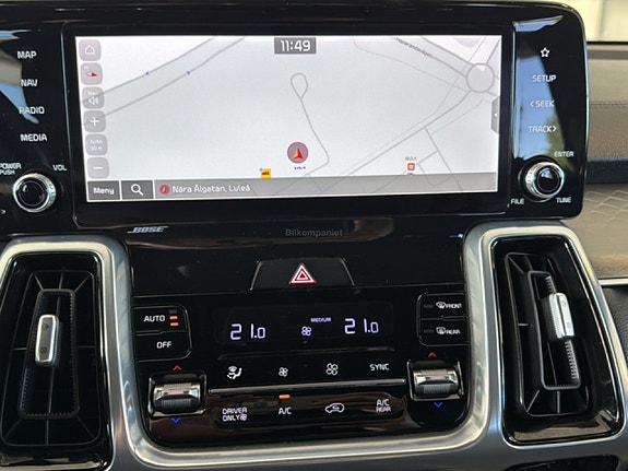 Kia Sorento 10 of 13