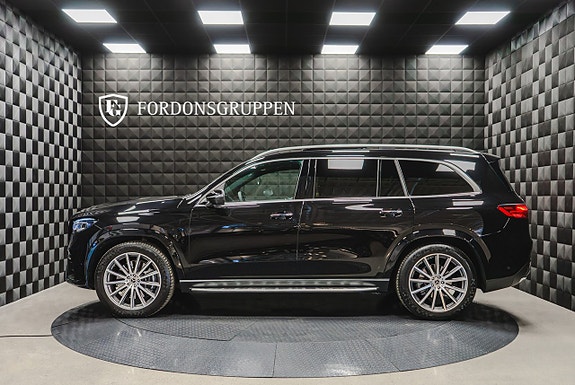 Mercedes-Benz GLS450 d 2 of 27
