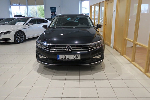 Volkswagen Passat 3 of 5
