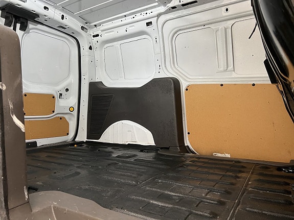 Ford Transit Connect 14 of 30