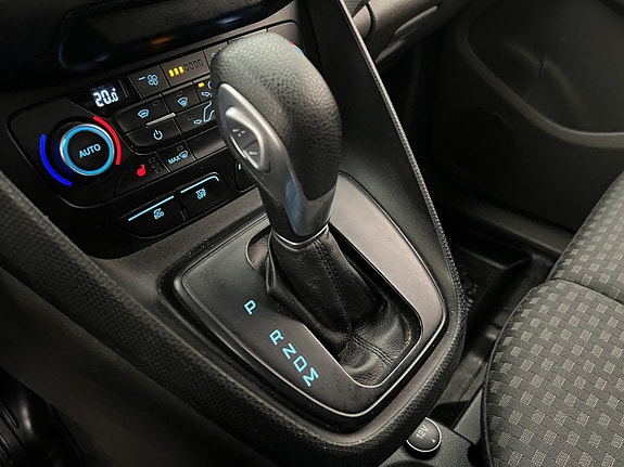 Ford Transit Connect 26 of 30