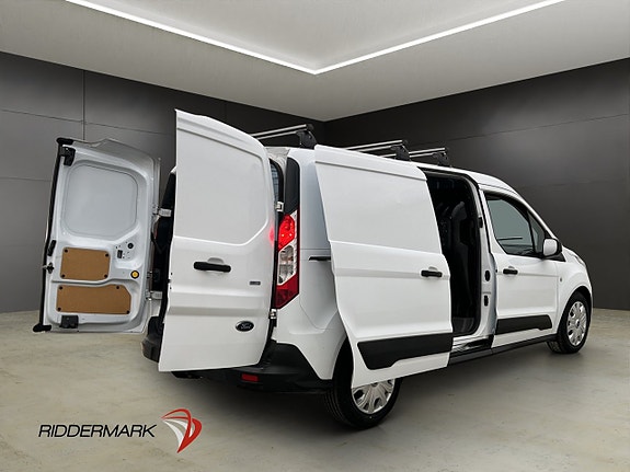 Ford Transit Connect 10 of 30