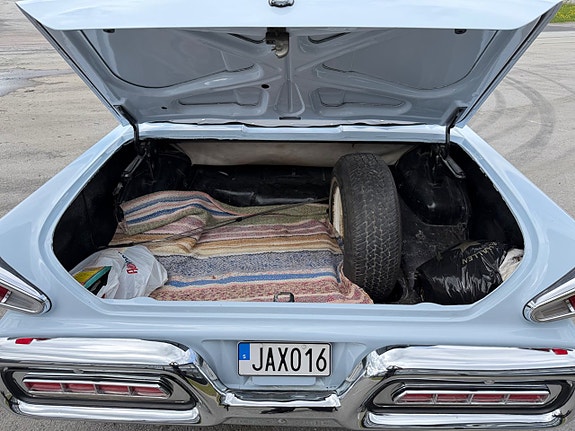 Mercury Monterey 16 of 16