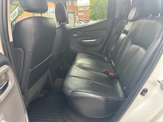 Mitsubishi L200 16 of 17