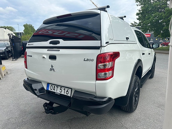 Mitsubishi L200 6 of 17