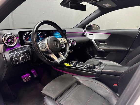 Mercedes-Benz A180 10 of 17