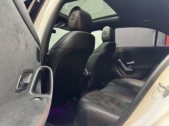 Mercedes-Benz A180 17 of 17