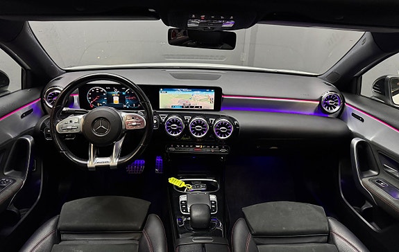 Mercedes-Benz A180 11 of 17