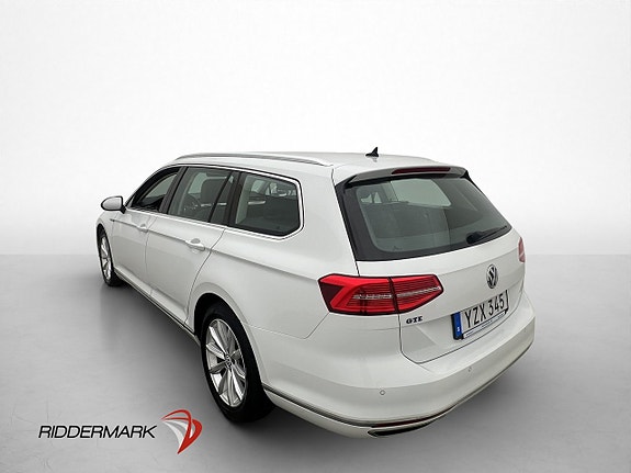 Volkswagen Passat 6 of 29